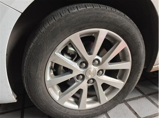 米其林轮胎怎么样,固特异轮胎怎么样查看年份