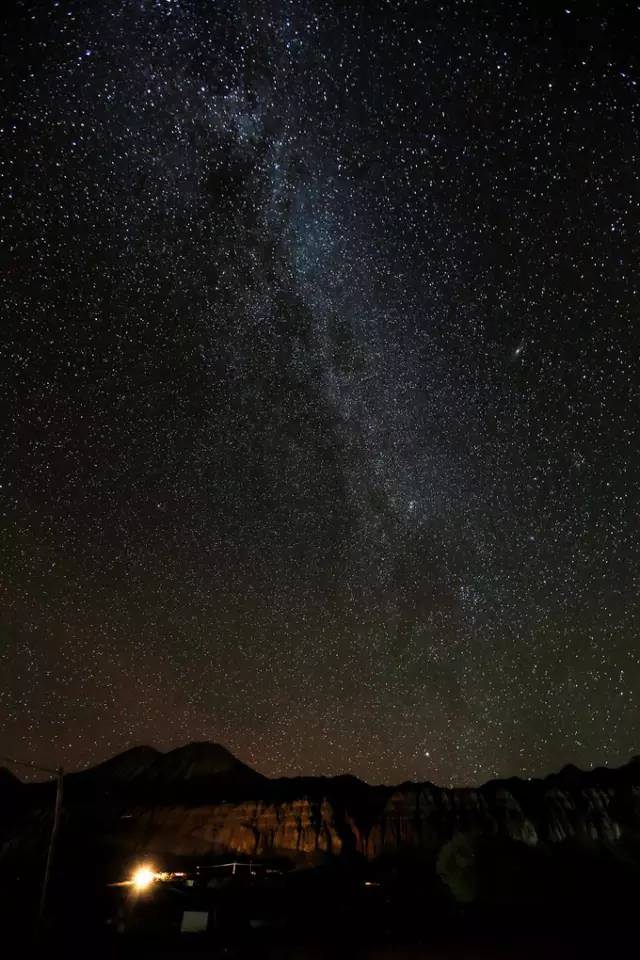 看头条后天就能从克拉玛依坐火车到喀什啦！