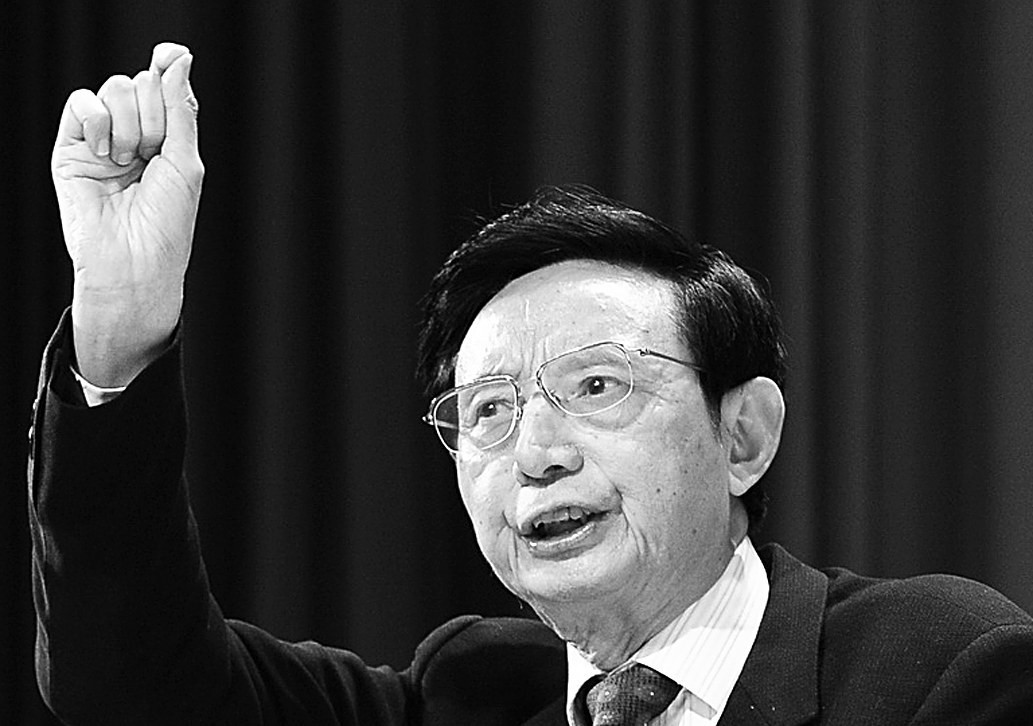 山城走出的“摩帮”大佬身价百亿的他梦想是读书