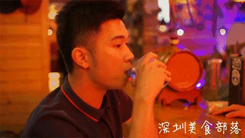 这家店,凭什么7点就能坐满,直到凌晨1点还有人舍不得走