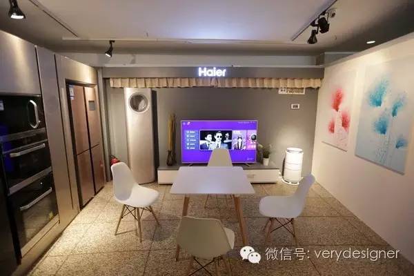 展览回顾“绿色人居智慧生活”主题展室内展区