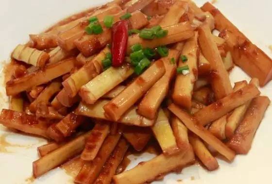 舌尖上的美食笋烧肉,正宗油焖笋烧肉