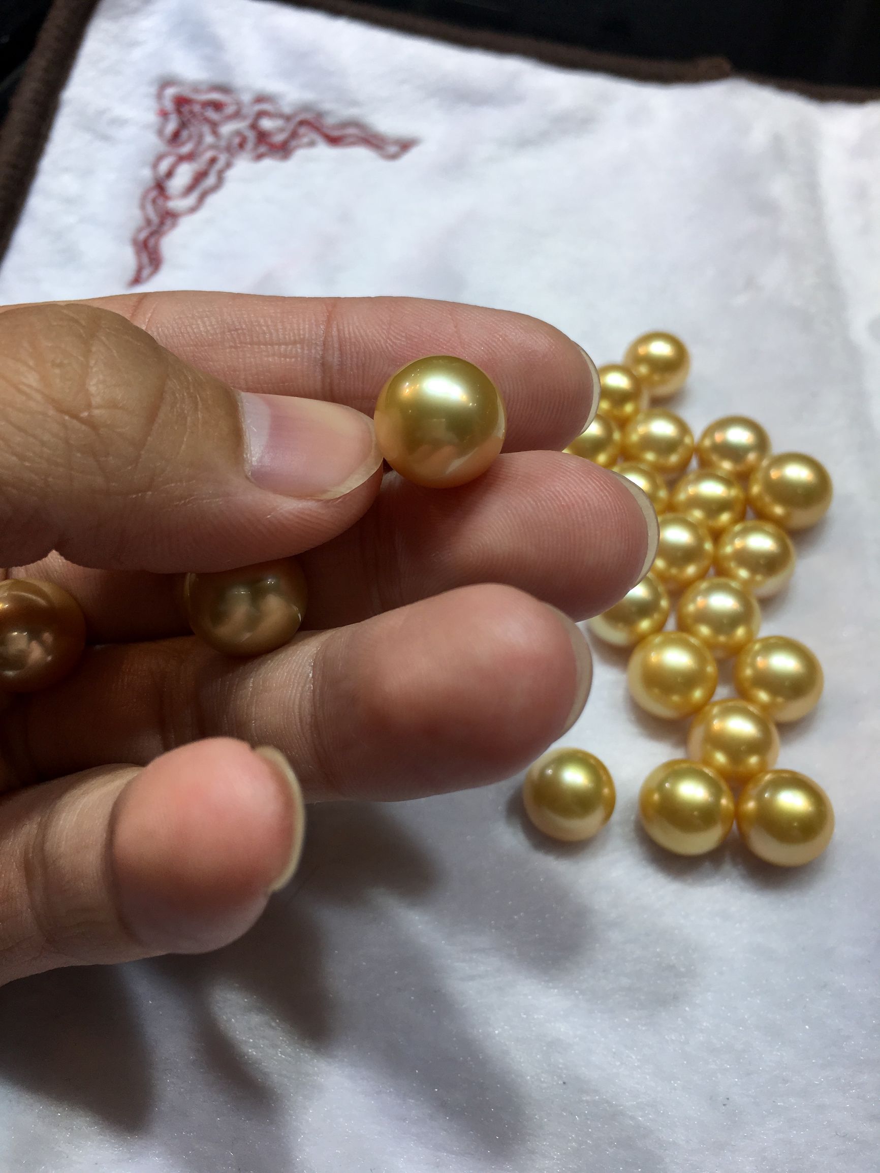 珍珠的分类及价格表,珍珠的价格是多少啊