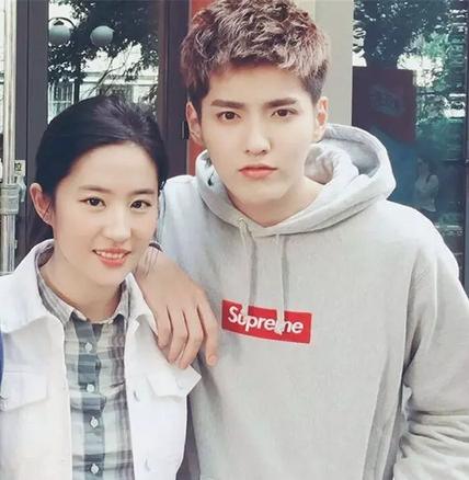 海澜之家联名服装,海澜之家联名款衣服