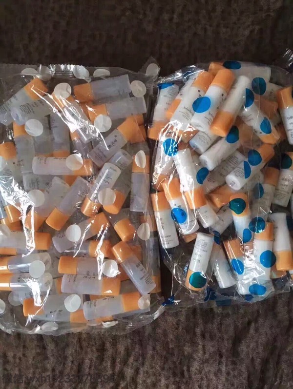 韩妆小样左侧开口右侧开口的区别,小样韩妆本土版和企划版的区别