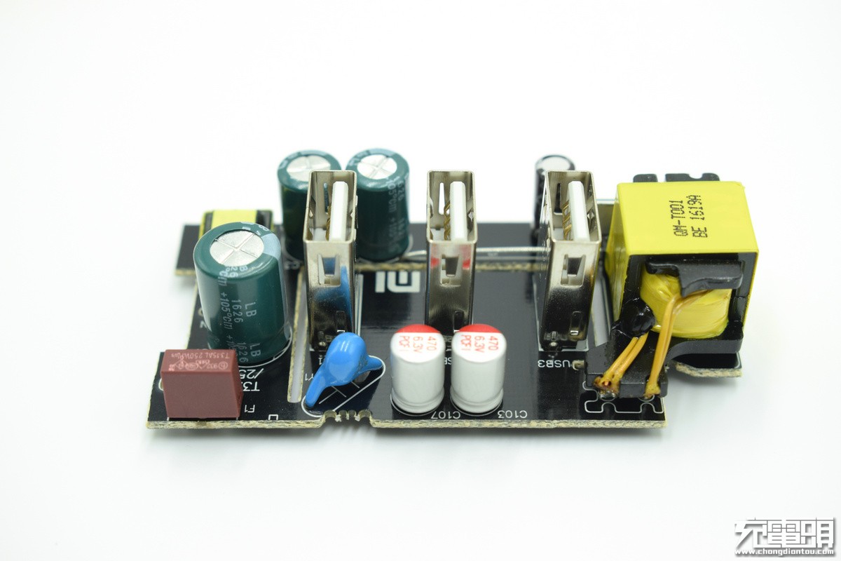 插线板评测对比,青米智能插线板测评