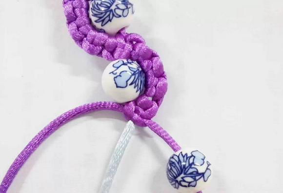 双向平结手链教程,平结手链怎么收尾