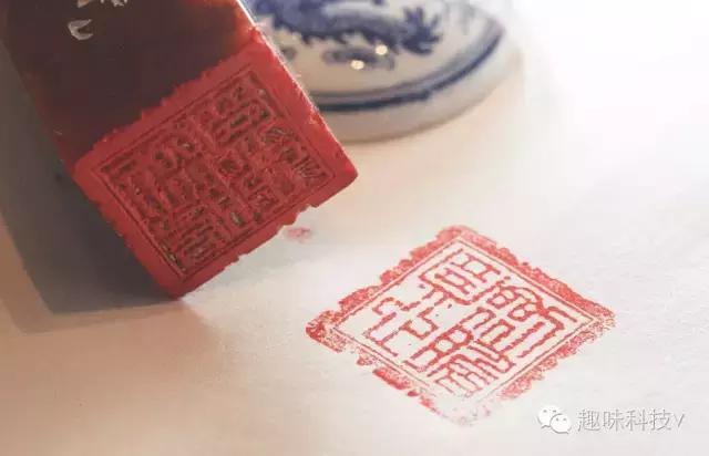 既懂商务又有颜值，还不快到碗里来？