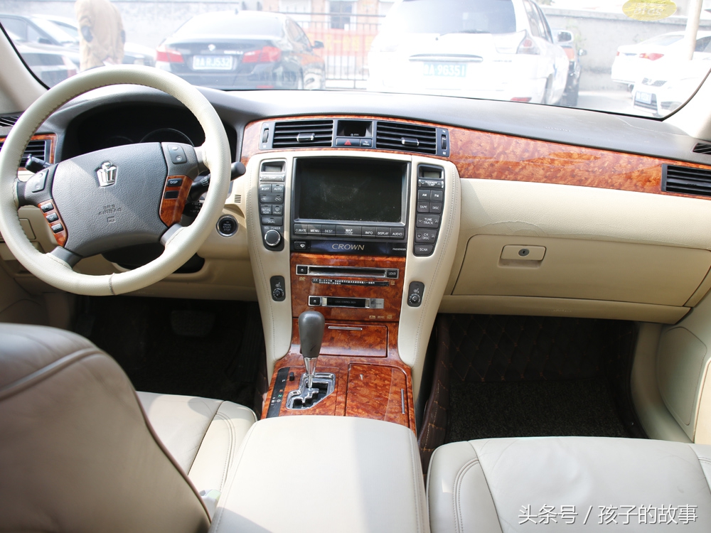 2006年的皇冠能卖多少钱,2006年皇冠多少钱