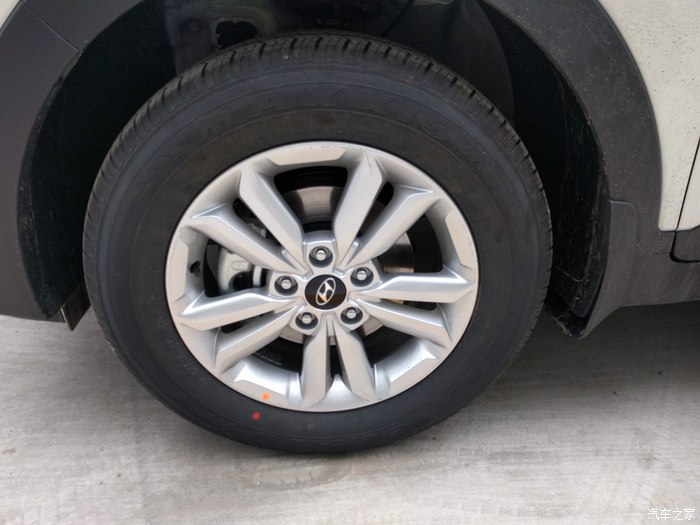 新一代北京现代ix25内外循环,现代ix25最新款到底合适不合适买