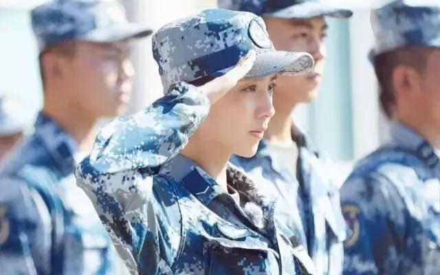 沈梦辰粉底液色号,沈梦辰推荐眼影色号