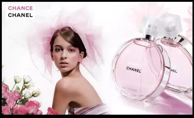 女神包包里的必备好物 (女神专属包包里面有哪些)