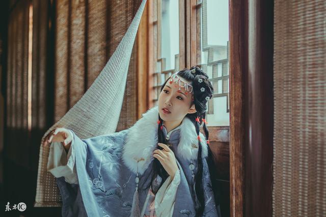 穿越后她被迫成为首辅全文阅读,小说她穿越后成为最能打仗的少爷