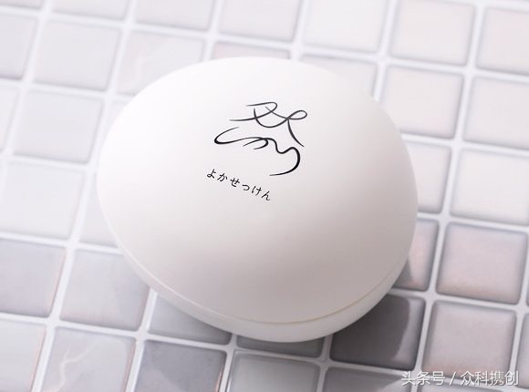 火山泥真的能清洁毛孔吗,用火山泥洗脸再用洗面奶