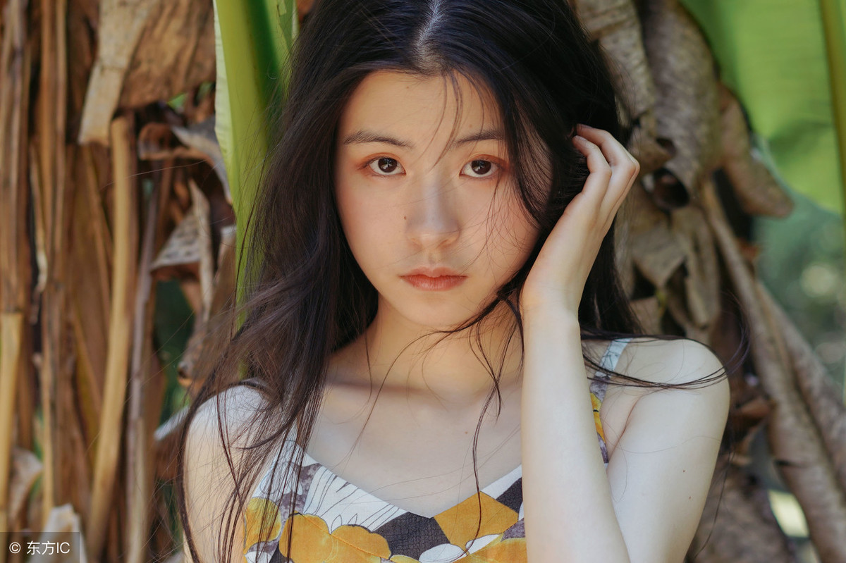 小说：小护士是主任的小姨子，主任却看不上她，还处处给她使绊子