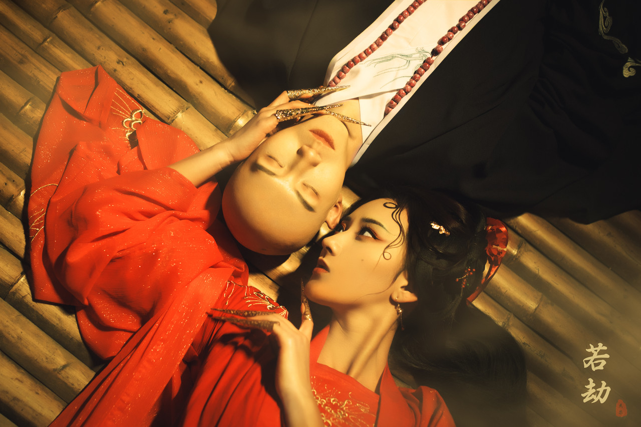 小说末日来袭我变成丧尸王,我家动物变异了小说