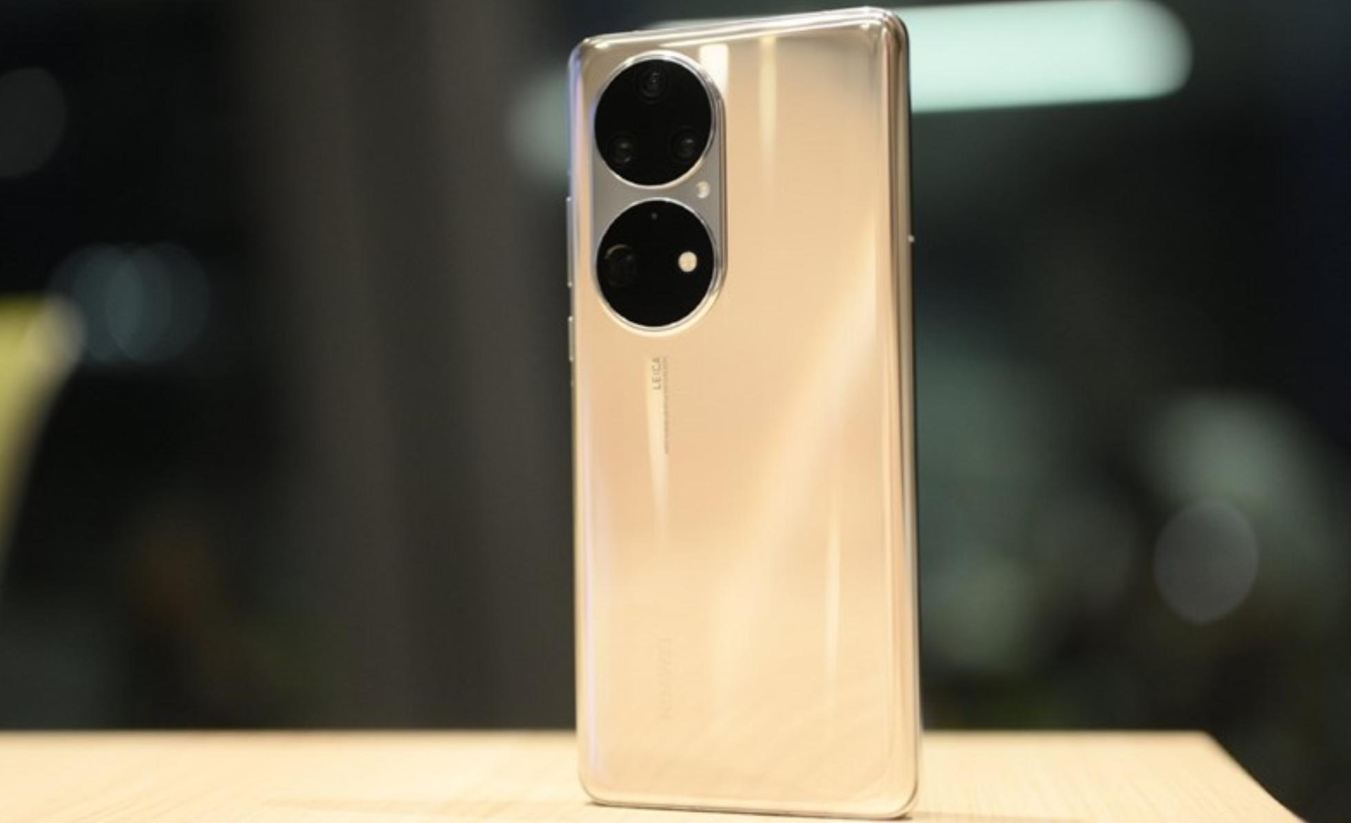 为什么大家抢着买华为小米,小米性价比高为什么选华为