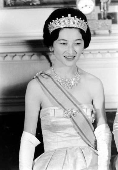 日本皇后美智子晚年生活,美智子日本皇后