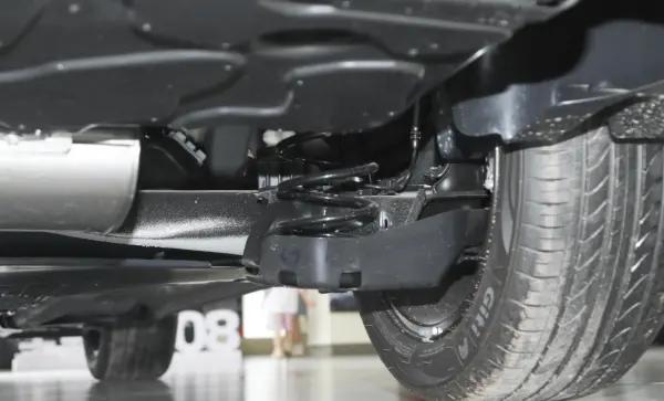 408标致1.6t和速腾1.4t,14速腾和标致17年408的对比