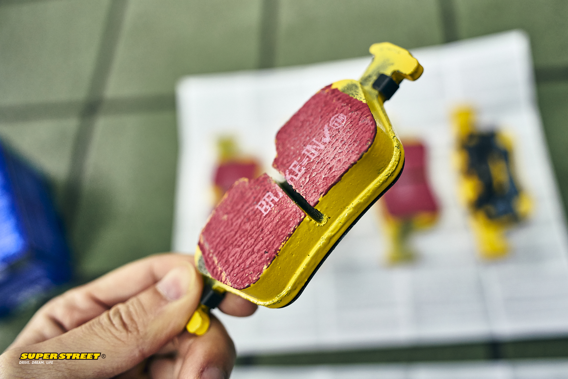 宝马三系换ebc刹车片,宝马4系刹车片更换