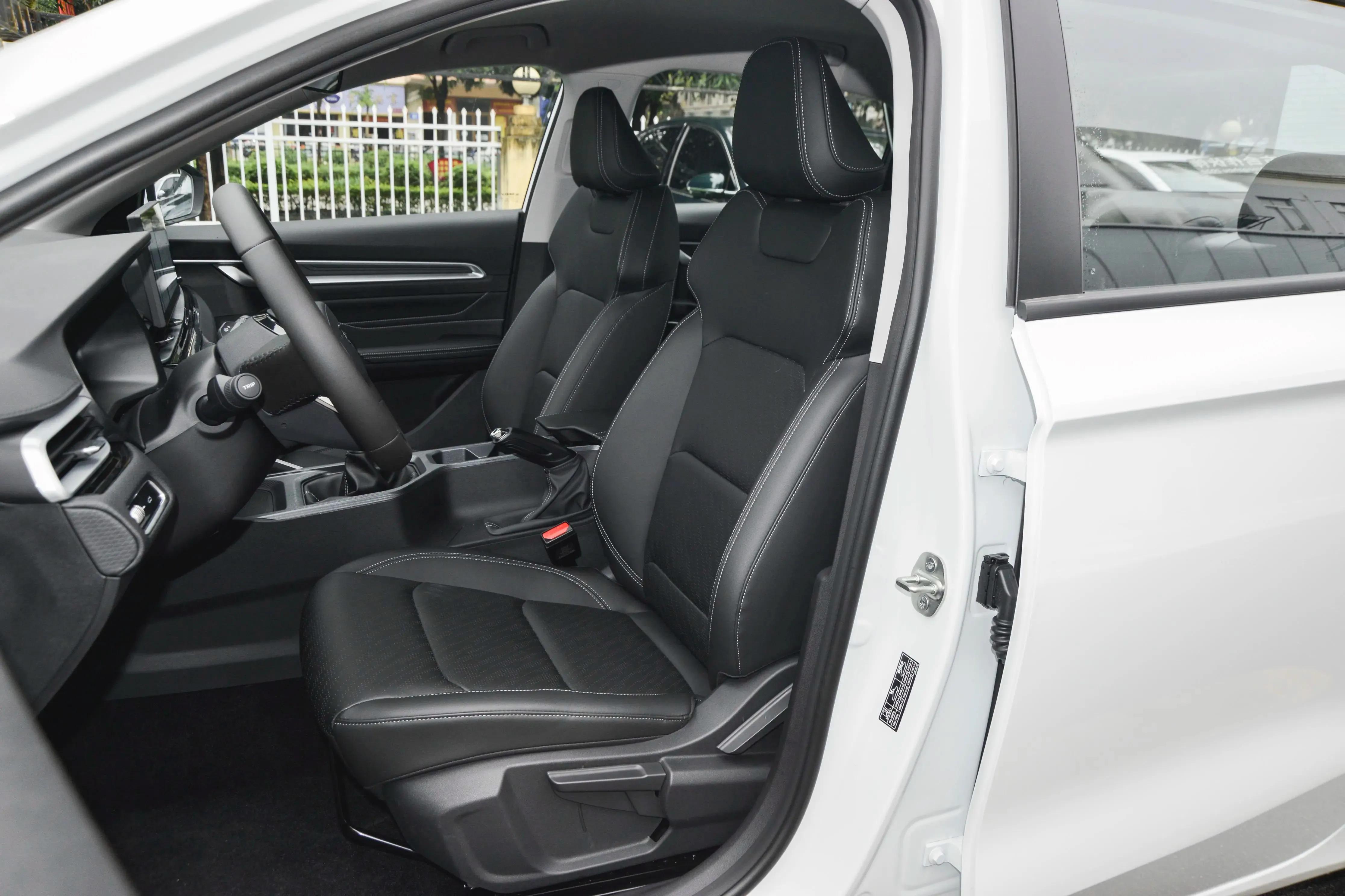 2020吉利帝豪1.5t6配置,吉利帝豪1.5t四缸