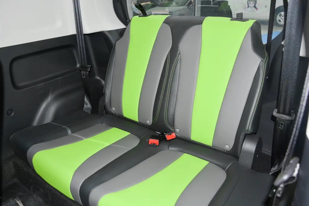 不到6万上汽科莱威clever上市图片,6万元纯电微型车上汽科莱威clever