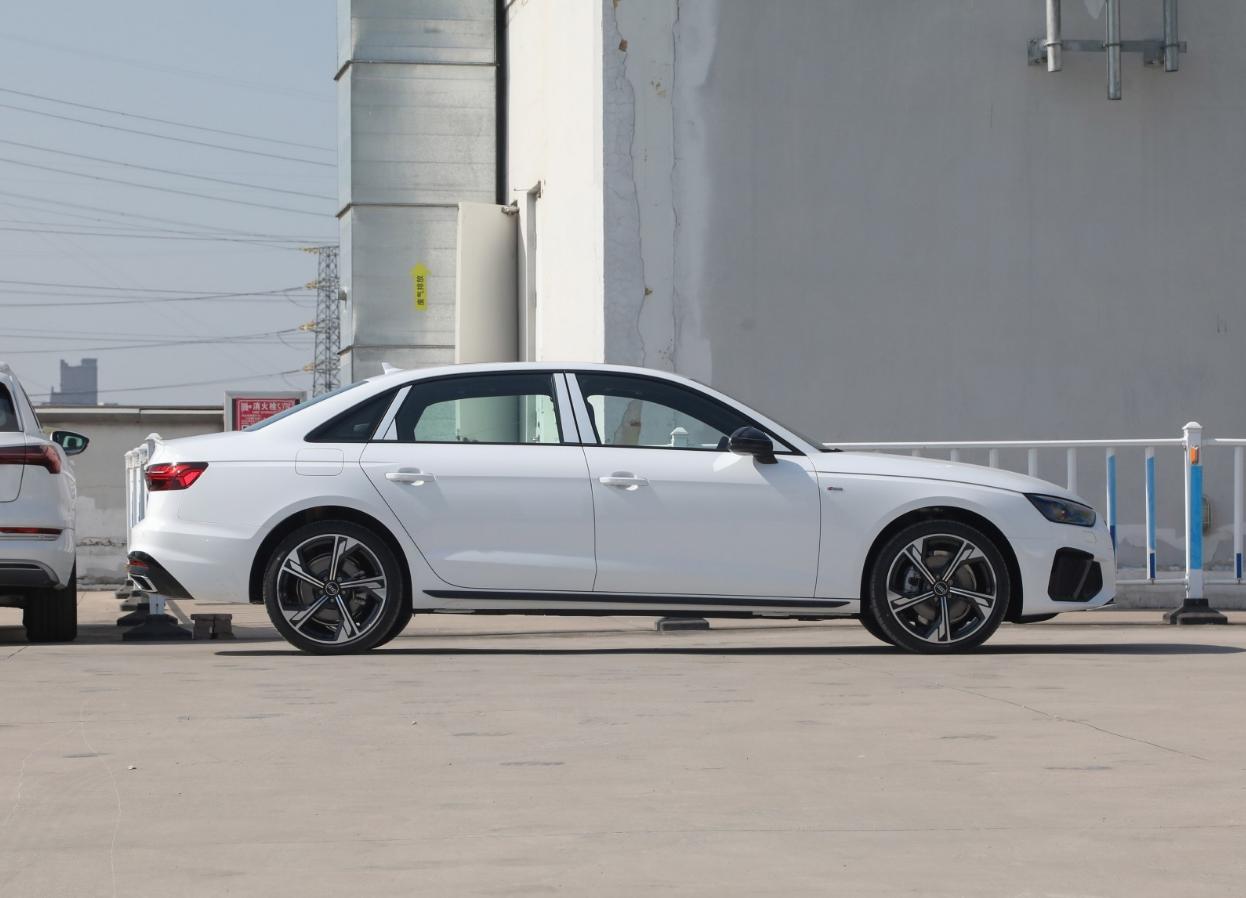 奥迪a4l星夜版bo音响在哪里,奥迪a4l40豪华星夜版音响效果