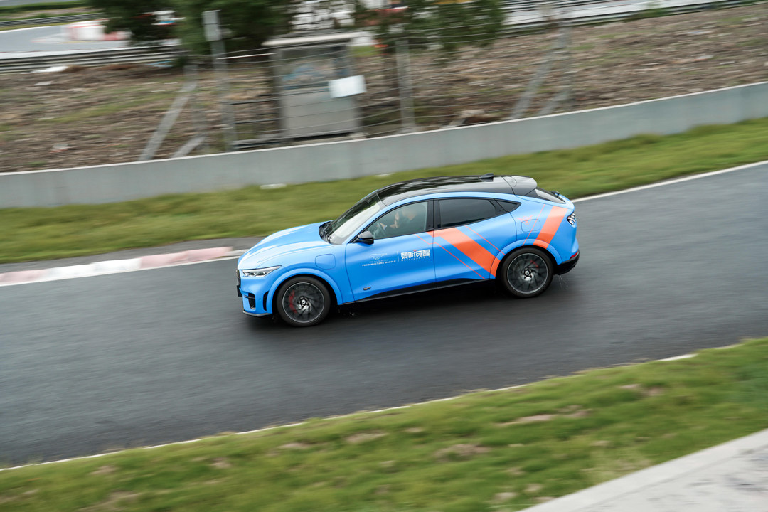 mustangmache四驱测试,全新车型mustangmach-e