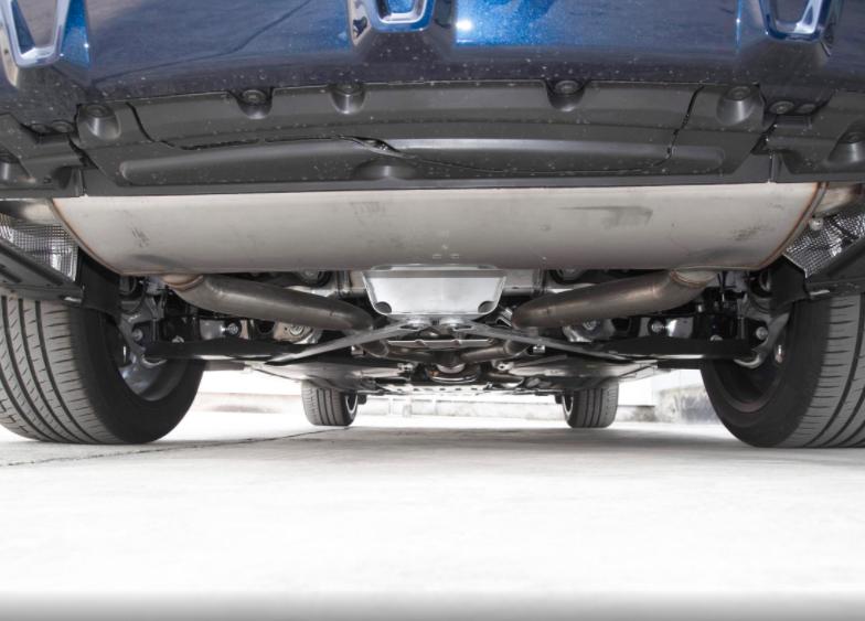 宝马x6的外观照片,2022款马六预计售价