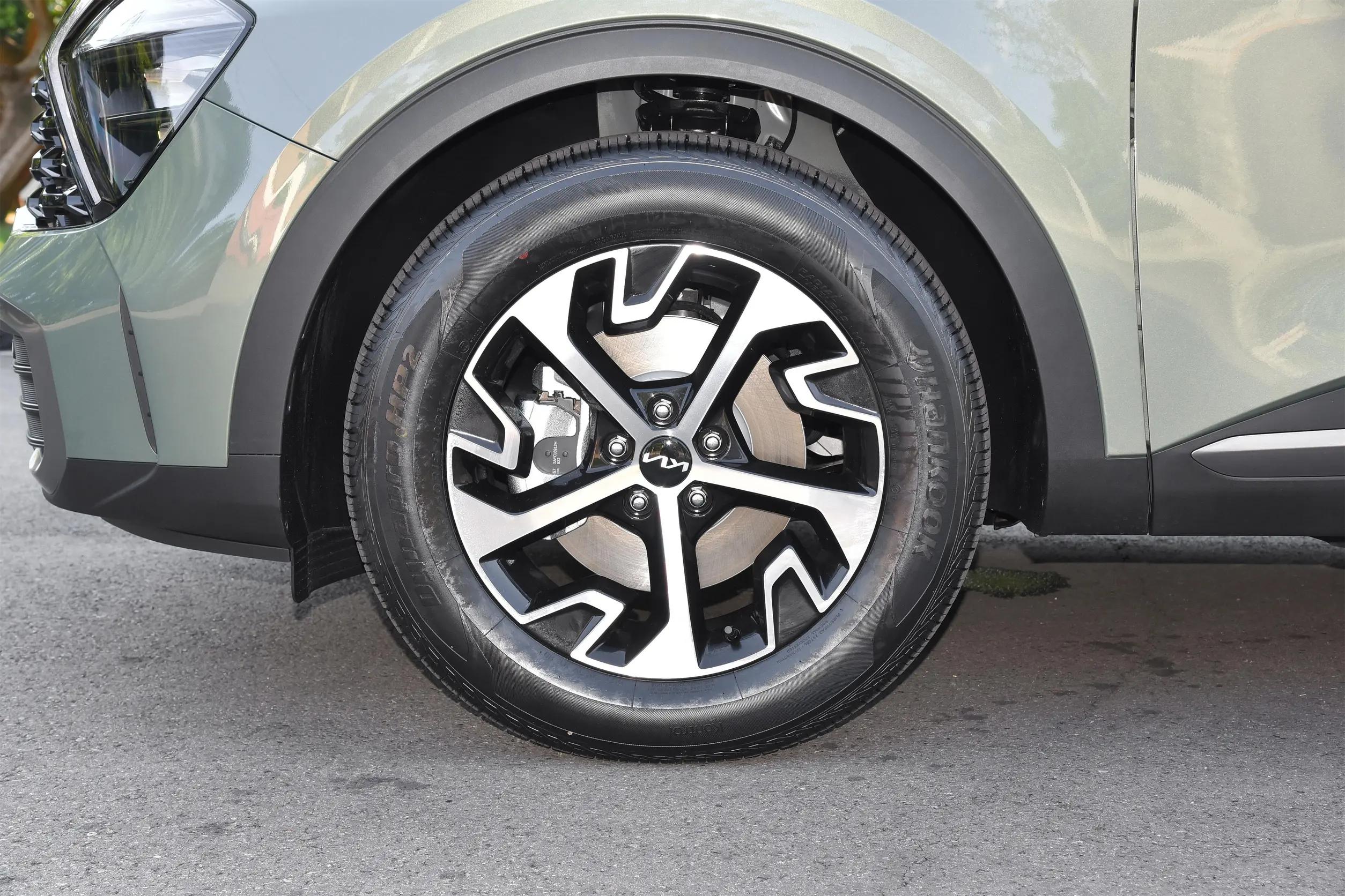 起亚狮铂拓界：紧凑型SUV，配2.0T+8AT，适时四驱，好上手