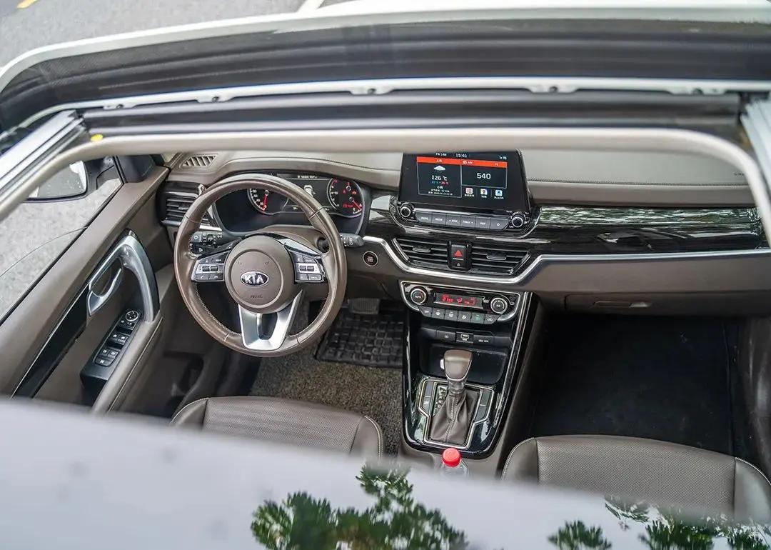 起亚智跑怎么样14万落地合资suv,2019起亚智跑7万多公里可以买吗