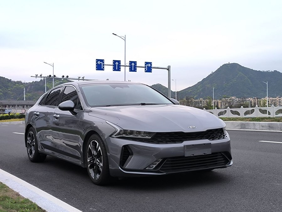 起亚k5新车最低报价2019,起亚k5现在的价格值得买吗