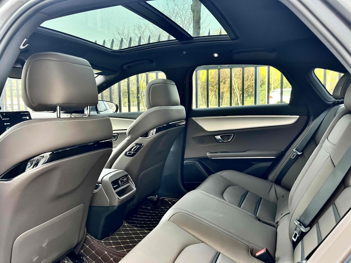 汉dmi麒麟棕豪华座椅,汉dm-i舒适性怎么样