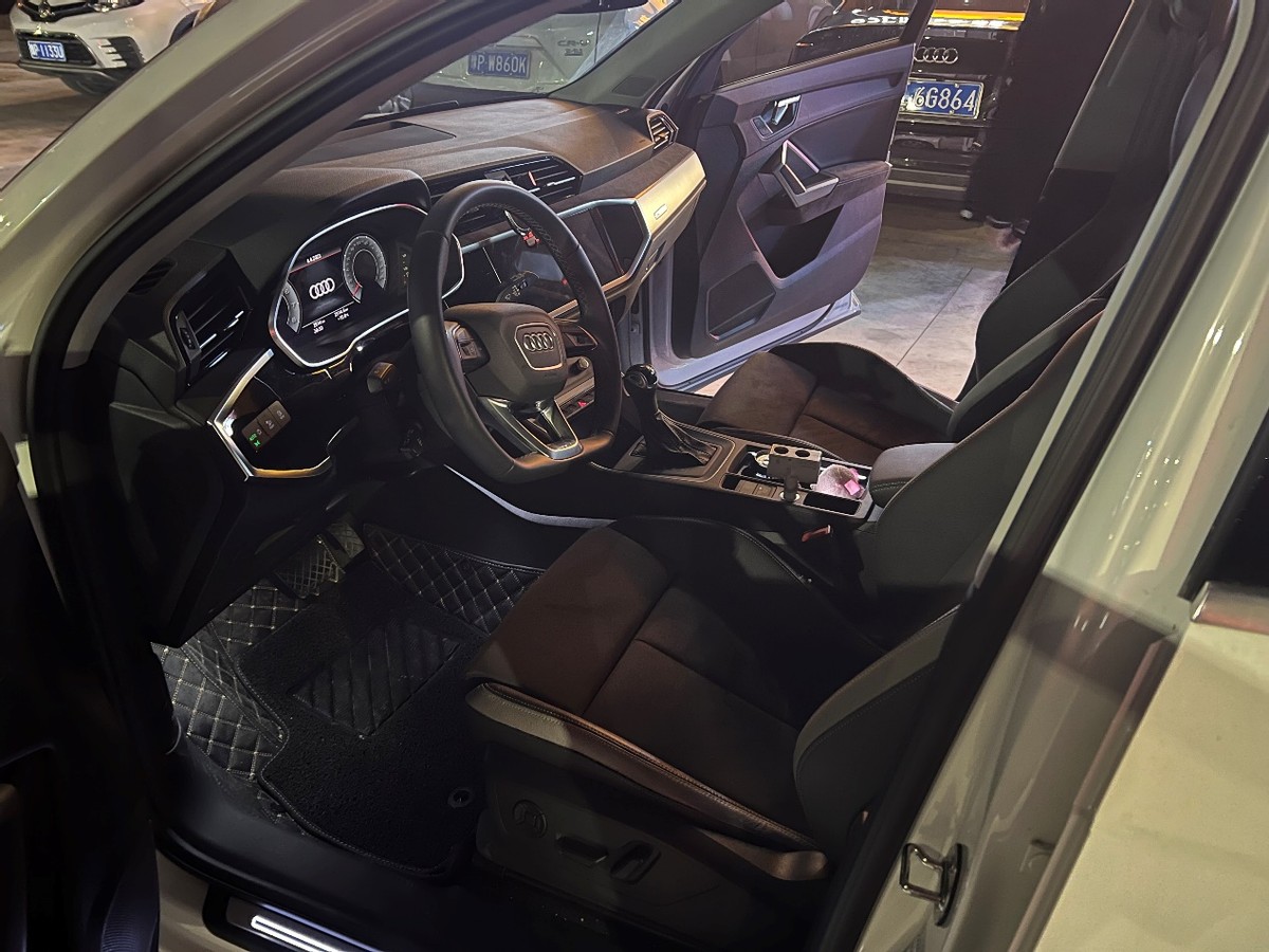 奥迪q31.4t与2.0t哪个省油,奥迪q3入门级怎么启动