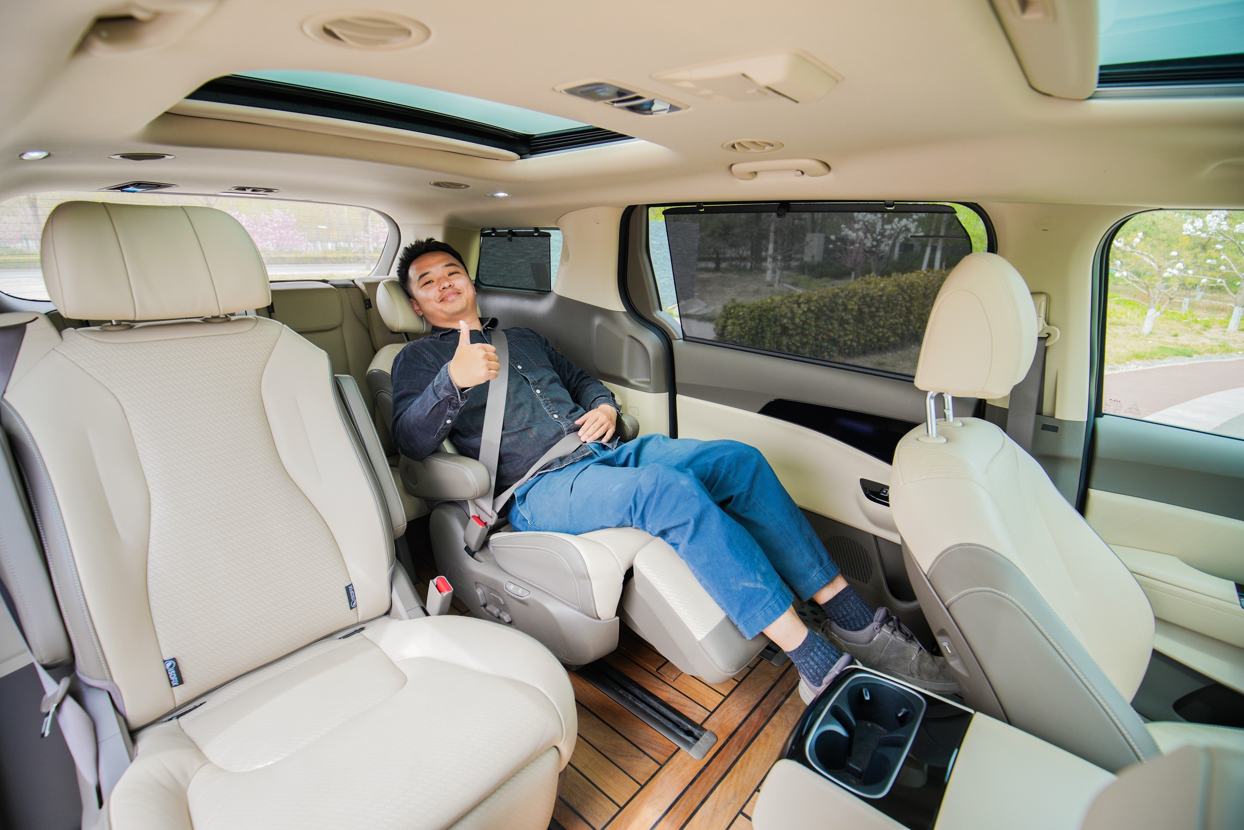 上班代步偶尔短途旅行的suv,起亚嘉华市区代步合适吗