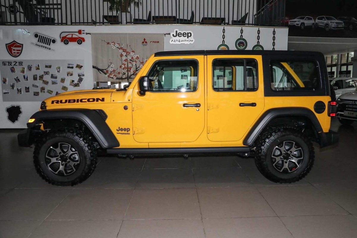 35万左右硬派超混动suv推荐,2.8t牧马人越野测试