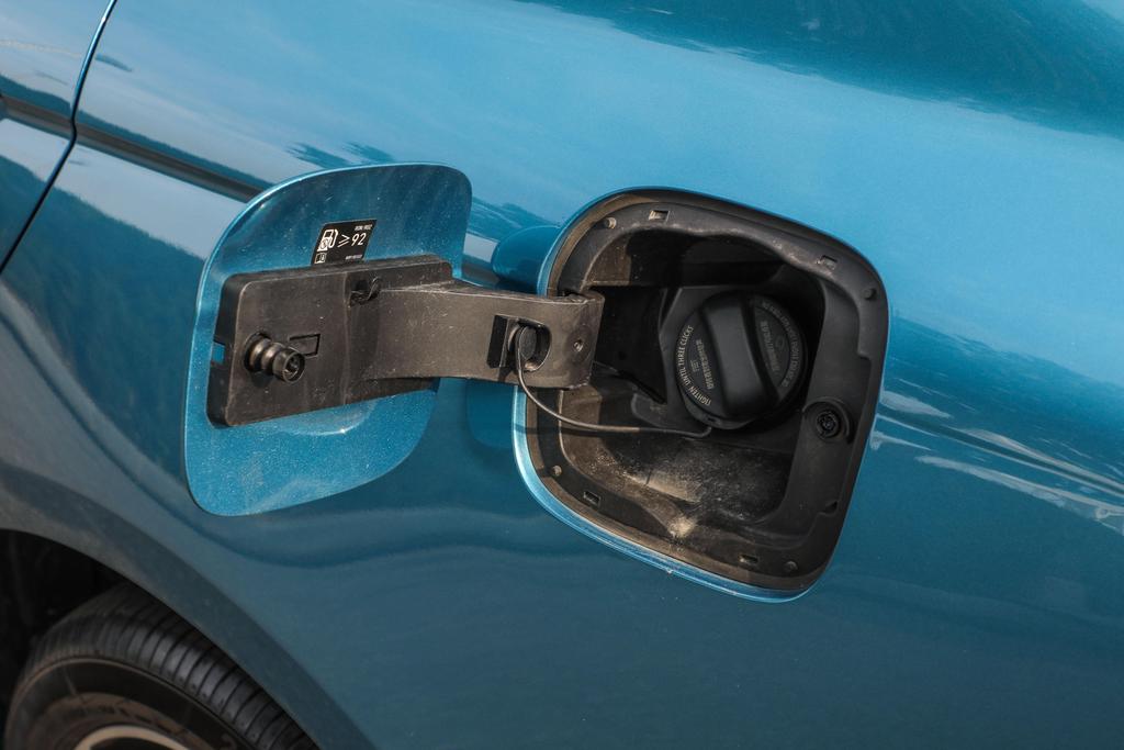 吉利帝豪雷神hi-x睿驾驶体验,帝豪l雷神动力实测