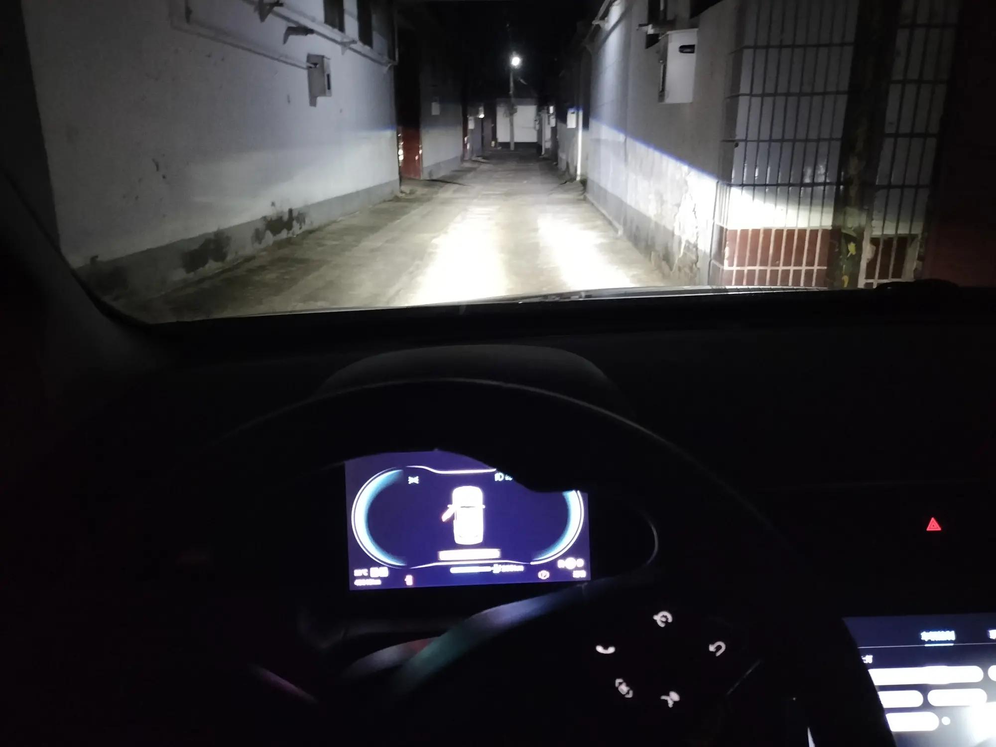 零跑t03尾灯怎么开启,零跑T03车灯怎么开