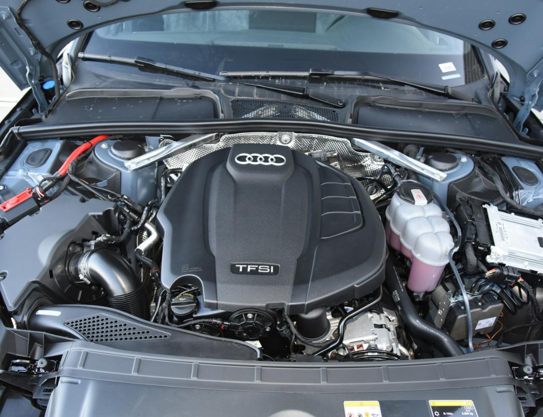 全新一代奥迪a4将发布,新一代奥迪a4曝光前脸继续扩大