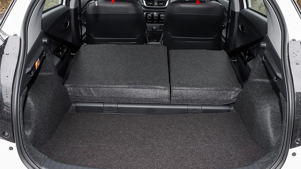 飞度和致炫油耗对比,致炫和飞度哪个油耗最低