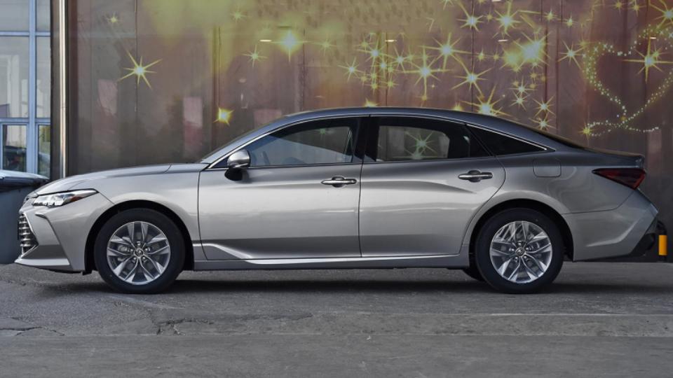 全新丰田亚洲龙降价了吗,丰田亚洲龙目前优惠多少钱