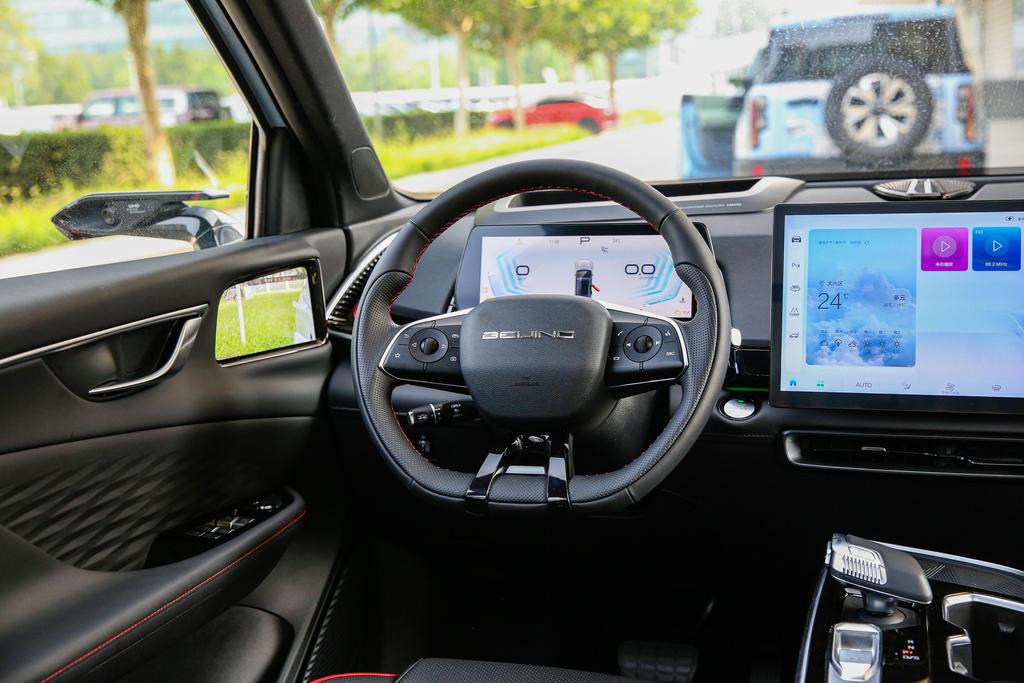 静态体验北京魔方电子后视镜,电子后视镜高科技