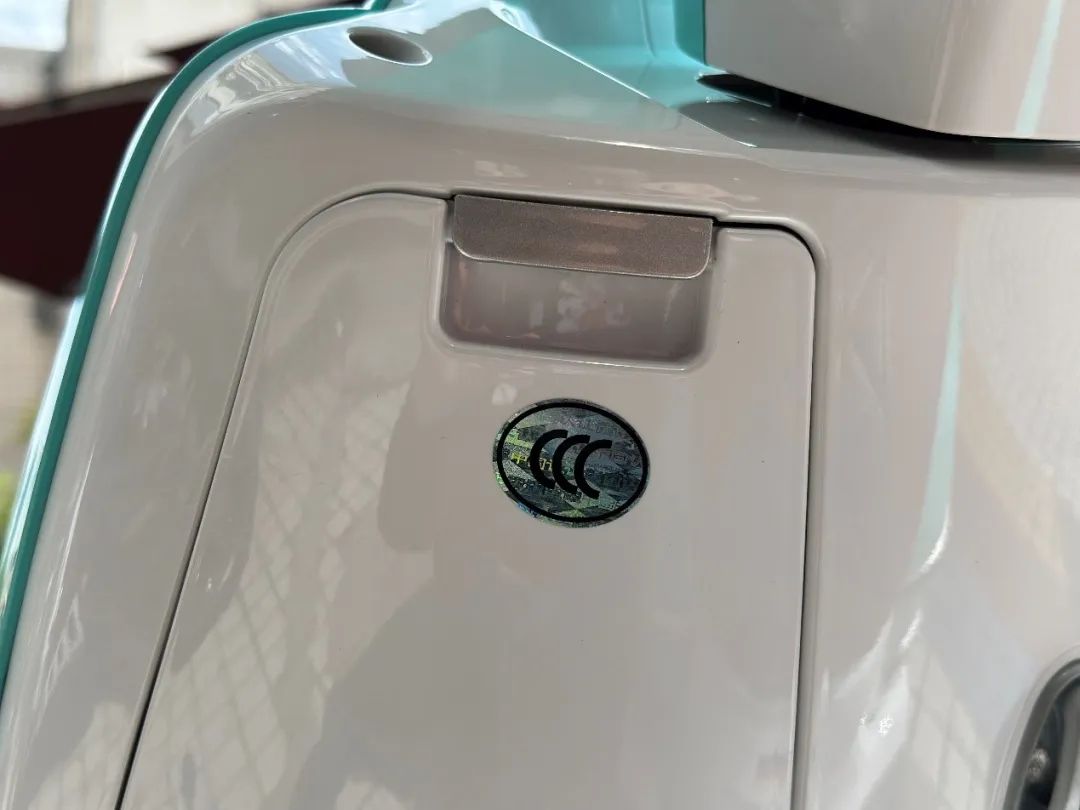 维多利亚sixties250颜色,维多利亚sixties250si和姜戈哪个好