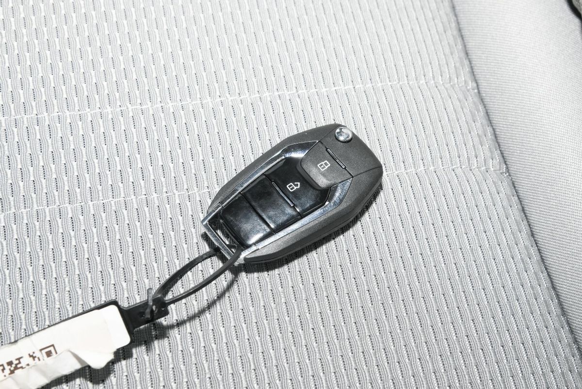 上汽大通maxusg10报价多少,上汽大通maxusg10价格