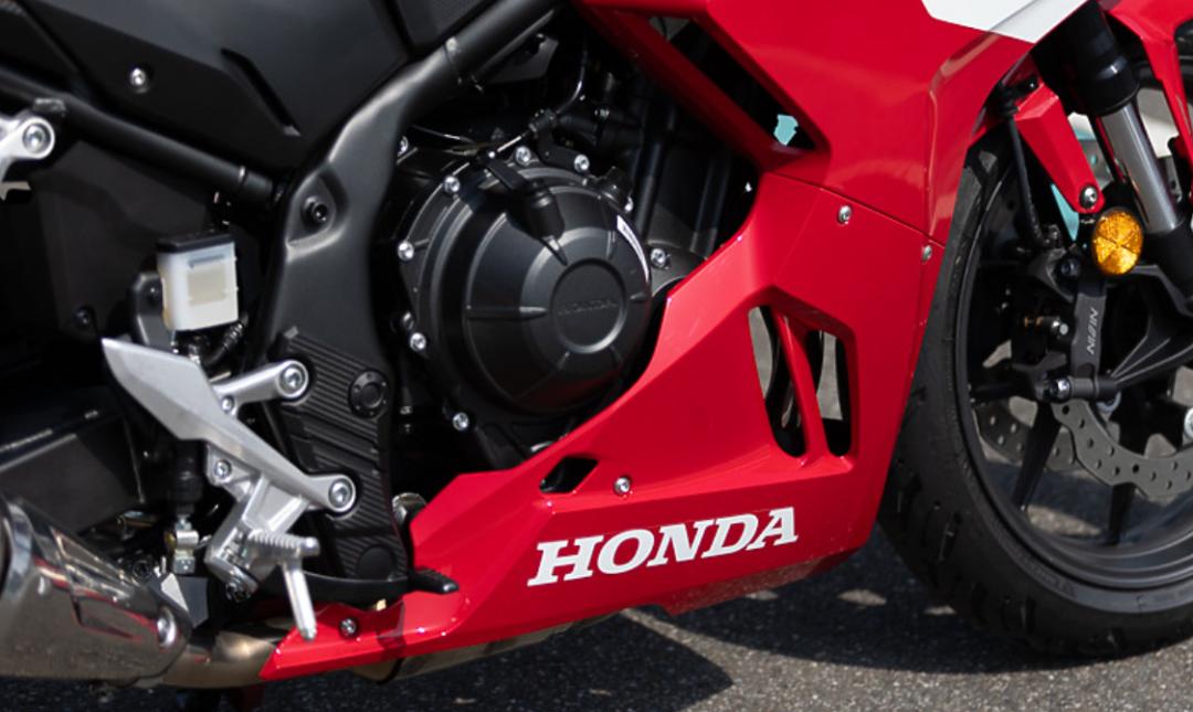 2024本田cbr500r座高比400r高吗,本田2024款cbr500r