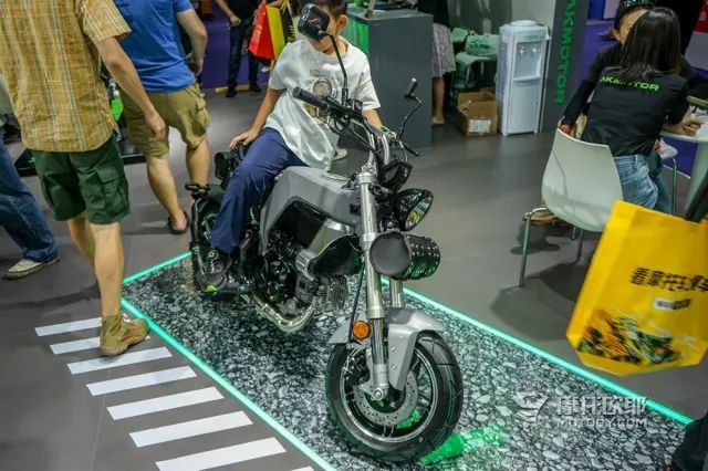 mini银钢摩托,最新款的mini摩托