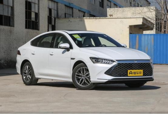 解读2023款超混电驱轩逸，13.89万起百公里油耗3.96L，值得买吗？