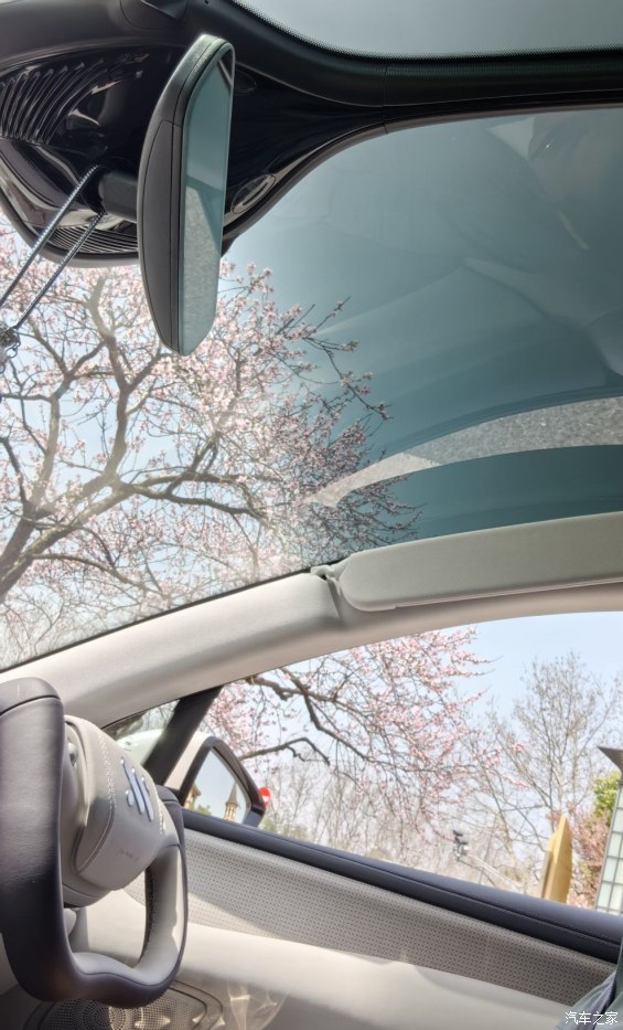 智己ls7穹顶天幕晒不晒,智己ls6有穹顶天幕吗