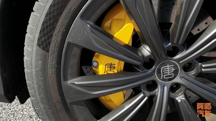 捣蛋鬼比亚迪,新比亚迪唐dmp战神版越野