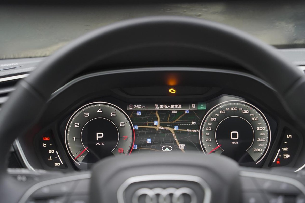 夸夸我家的新奥迪Q3，真的非常适合年轻人